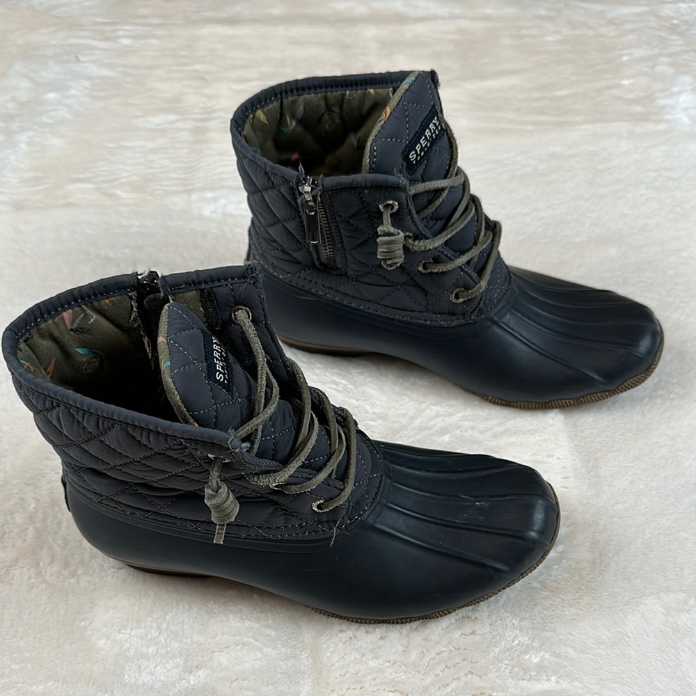 Sperry Top-Sider Blue Winter & Rain Boots With Quilted Interior Lining Women 7.5 - Picture 3 of 11